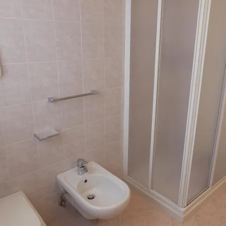 Apartament Bilocale Con Grande Terrazza Piazza Aurora