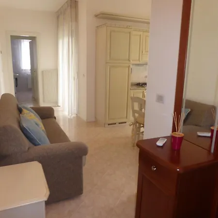 Apartament Bilocale Con Grande Terrazza Piazza Aurora *